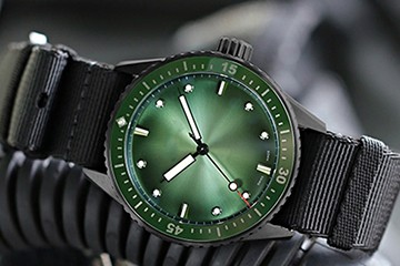 换一个唐山劳力士手表带多少钱